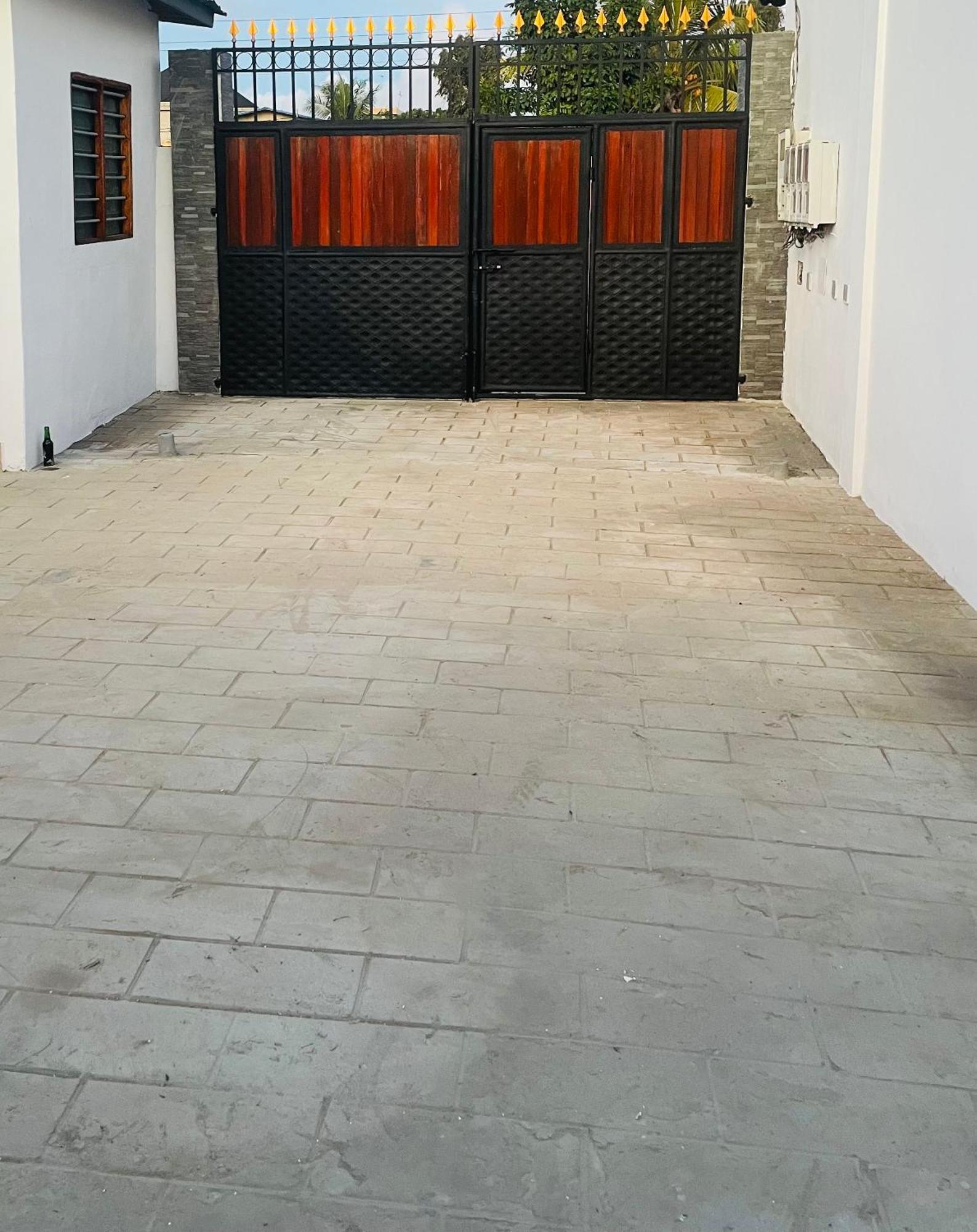 Ad Home Lomé Exterior photo